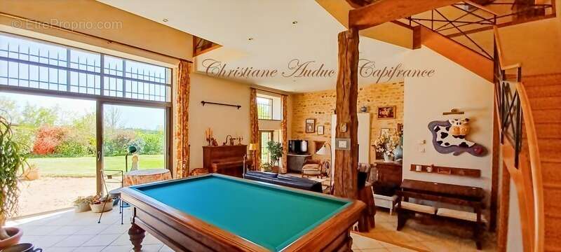 Maison à LA CLAYETTE