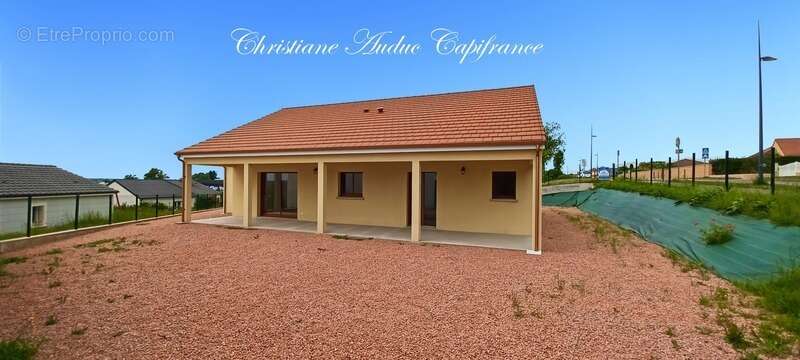 Maison à PARAY-LE-MONIAL