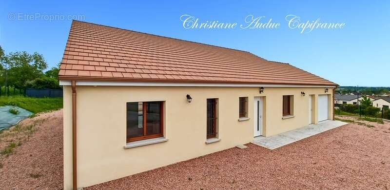 Maison à PARAY-LE-MONIAL