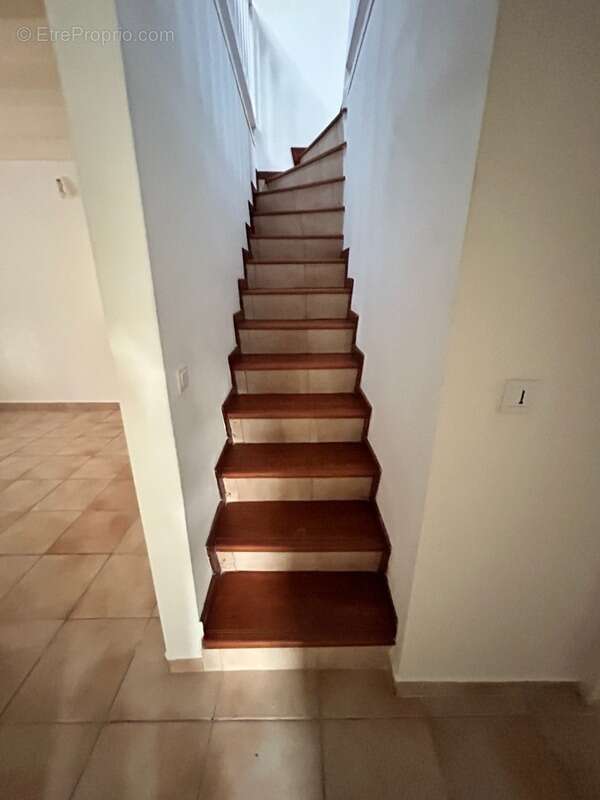 Maison à BAIE-MAHAULT