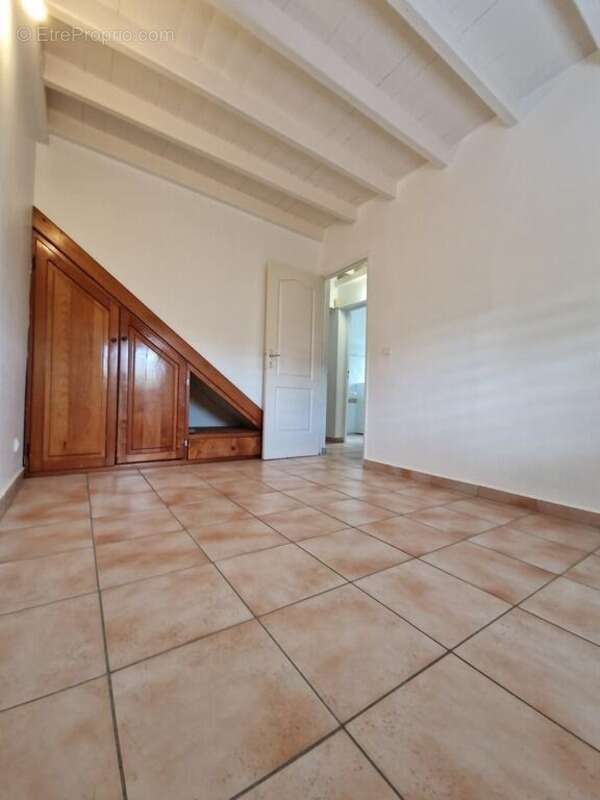 Maison à BAIE-MAHAULT