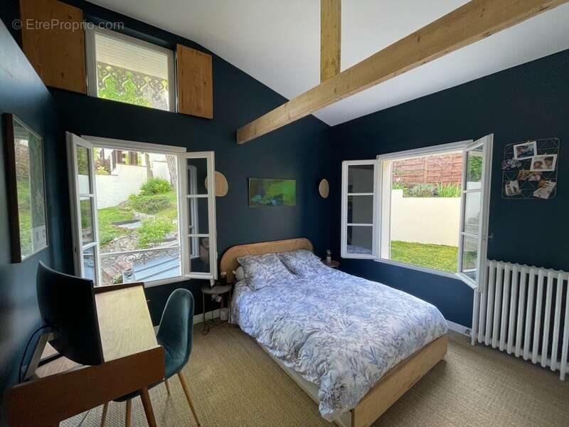 Maison à LA CELLE-SAINT-CLOUD