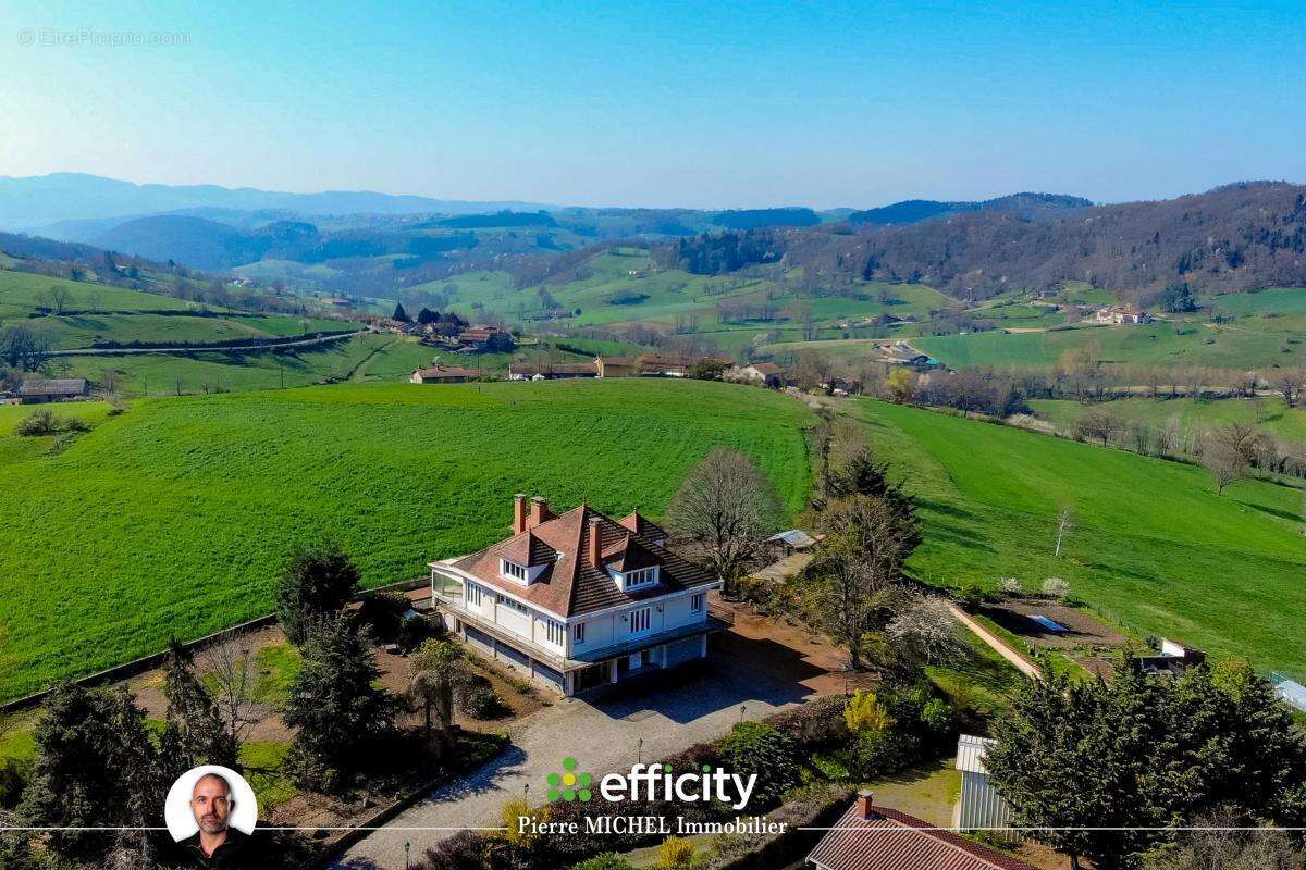 Appartement à BESSENAY