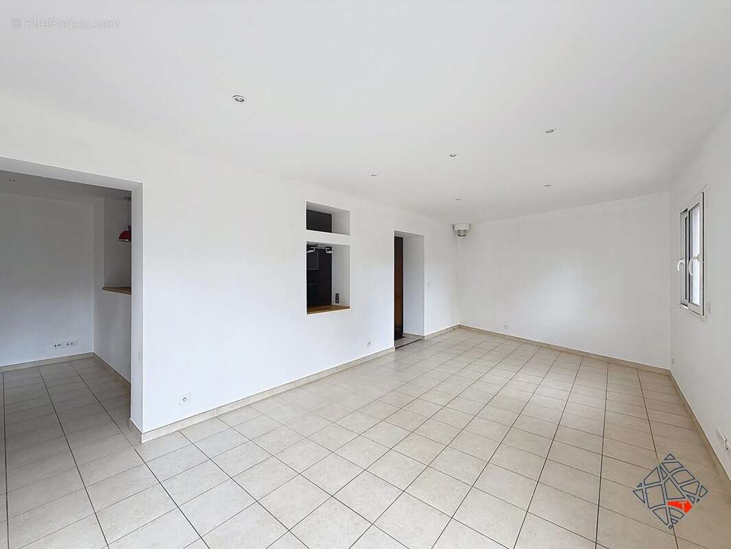 Maison à SOTTEVILLE-LES-ROUEN