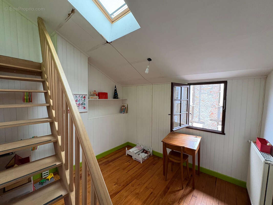 Maison à SAINT-AMANS-SOULT