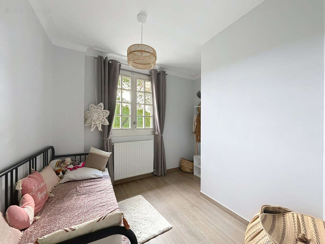 Maison à FRANCHEVILLE