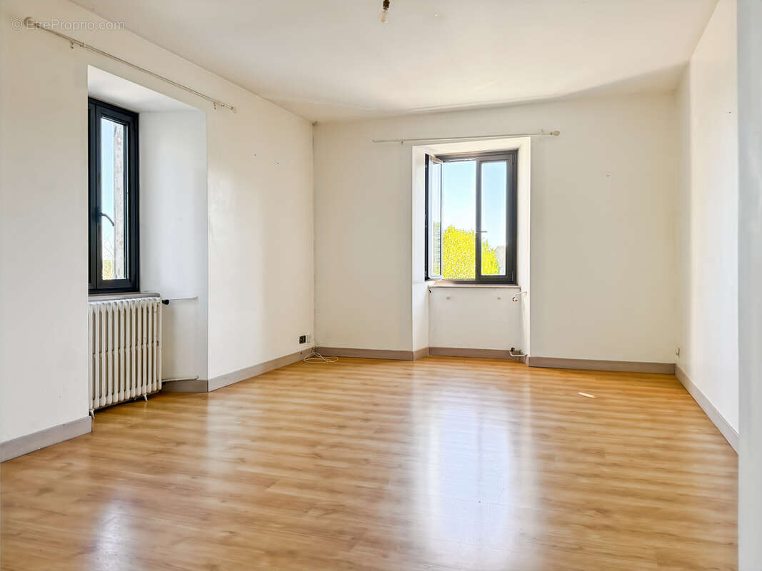 Maison à LENTILLERES