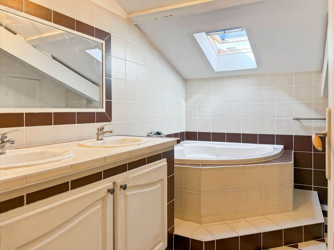 Maison à LENTILLERES