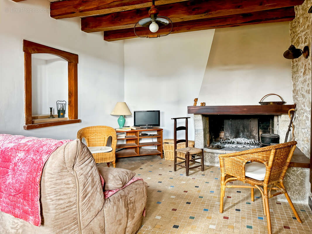 Maison à LENTILLERES