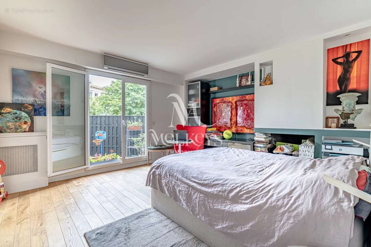 Appartement à BOULOGNE-BILLANCOURT