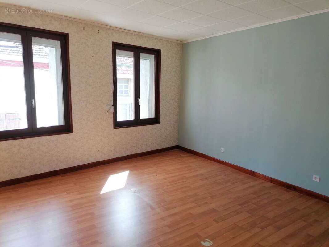 Maison à SAINTE-FLORINE