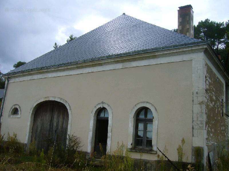 Maison à FONTAINE-MILON