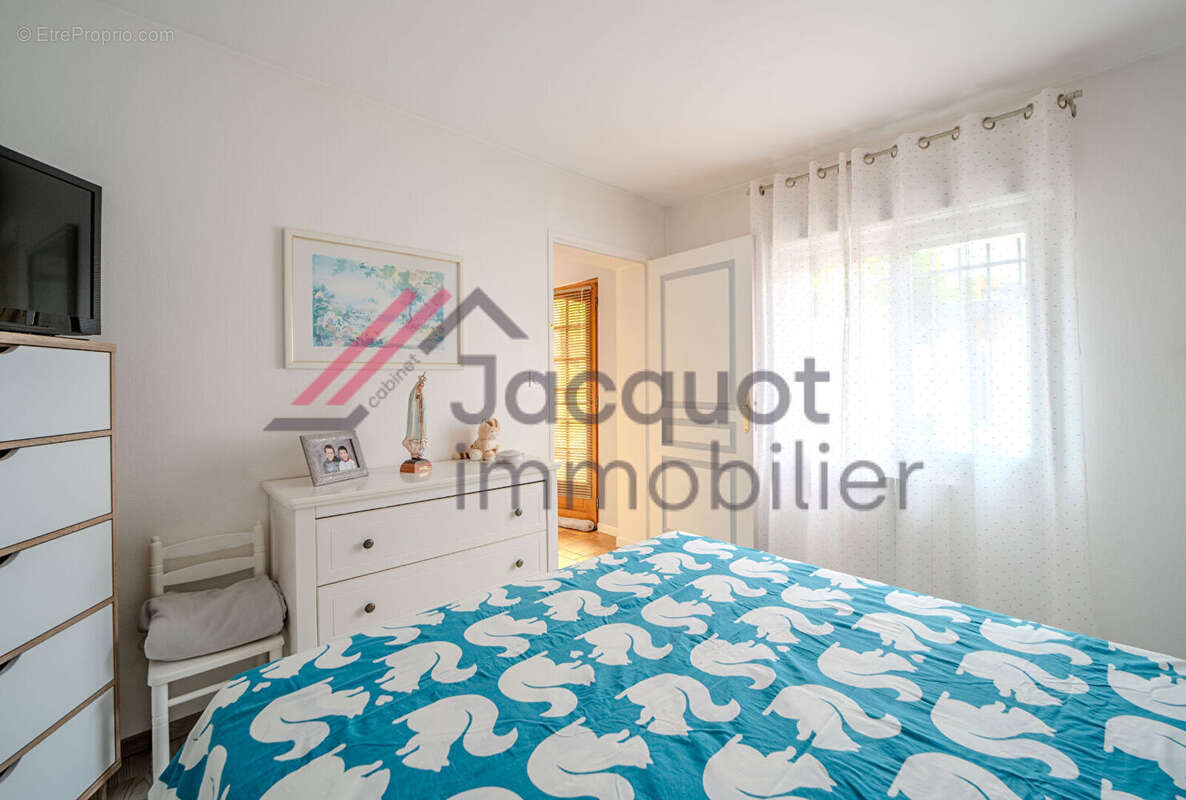 Maison à LONS-LE-SAUNIER