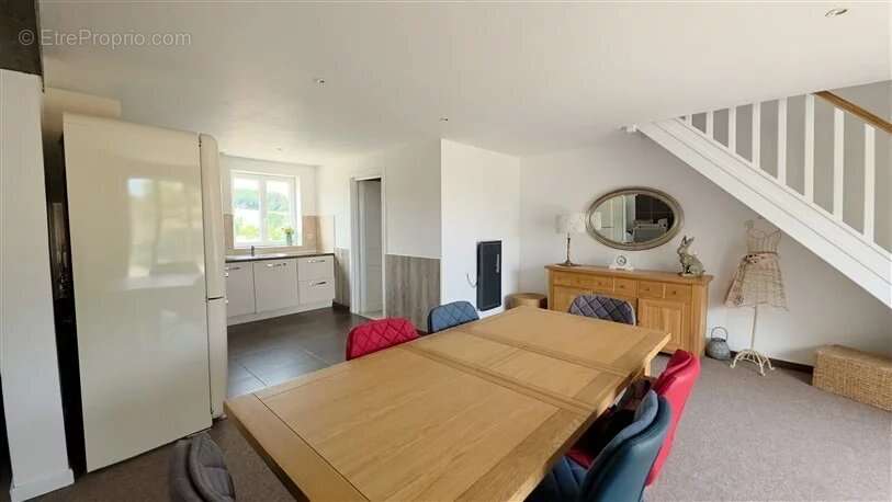 Appartement à DOMPIERRE-LES-EGLISES