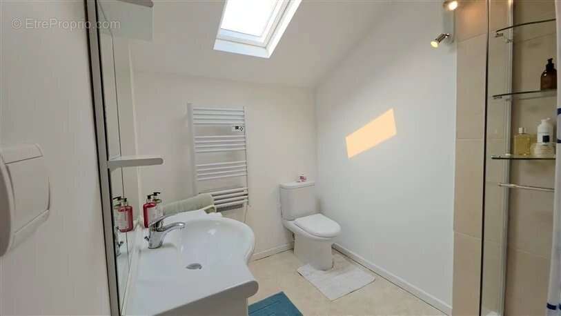 Appartement à DOMPIERRE-LES-EGLISES