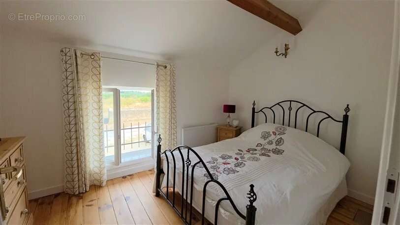 Appartement à DOMPIERRE-LES-EGLISES