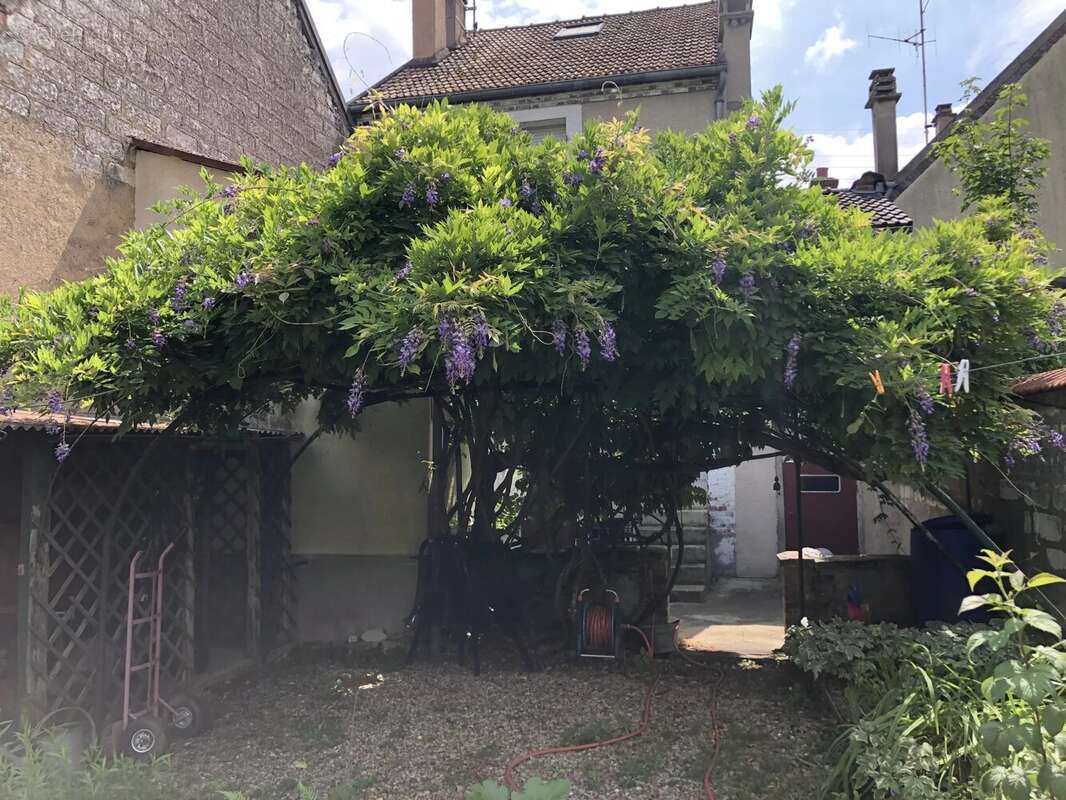 Appartement à SENS