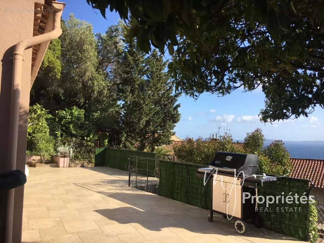 Maison à RAYOL-CANADEL-SUR-MER