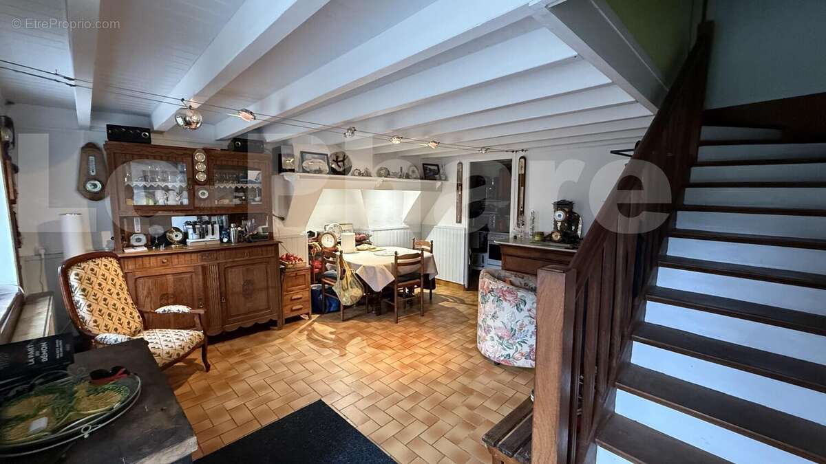 IMG_4553 - Maison à URVILLE-NACQUEVILLE