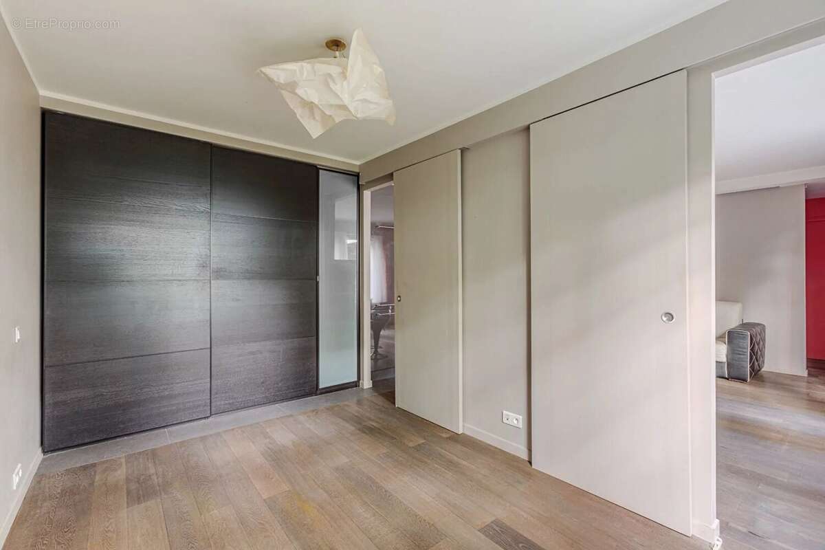 Appartement à PARIS-20E