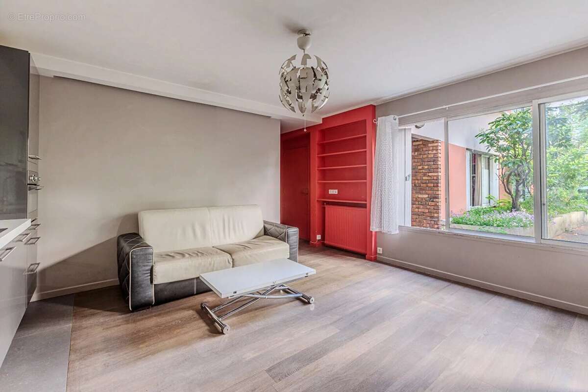 Appartement à PARIS-20E