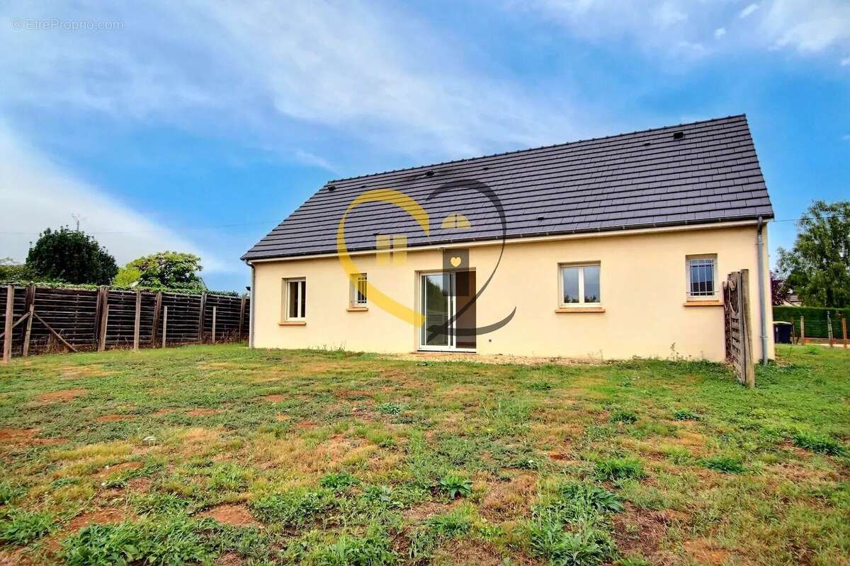 Maison à SAINT-MARTIN-D&#039;AUXIGNY