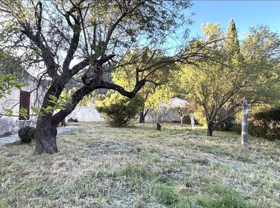 CUGES LES PINS-MAISON T5-A VENDRE-4 CHAMBRES-TERRAIN - Maison à CUGES-LES-PINS