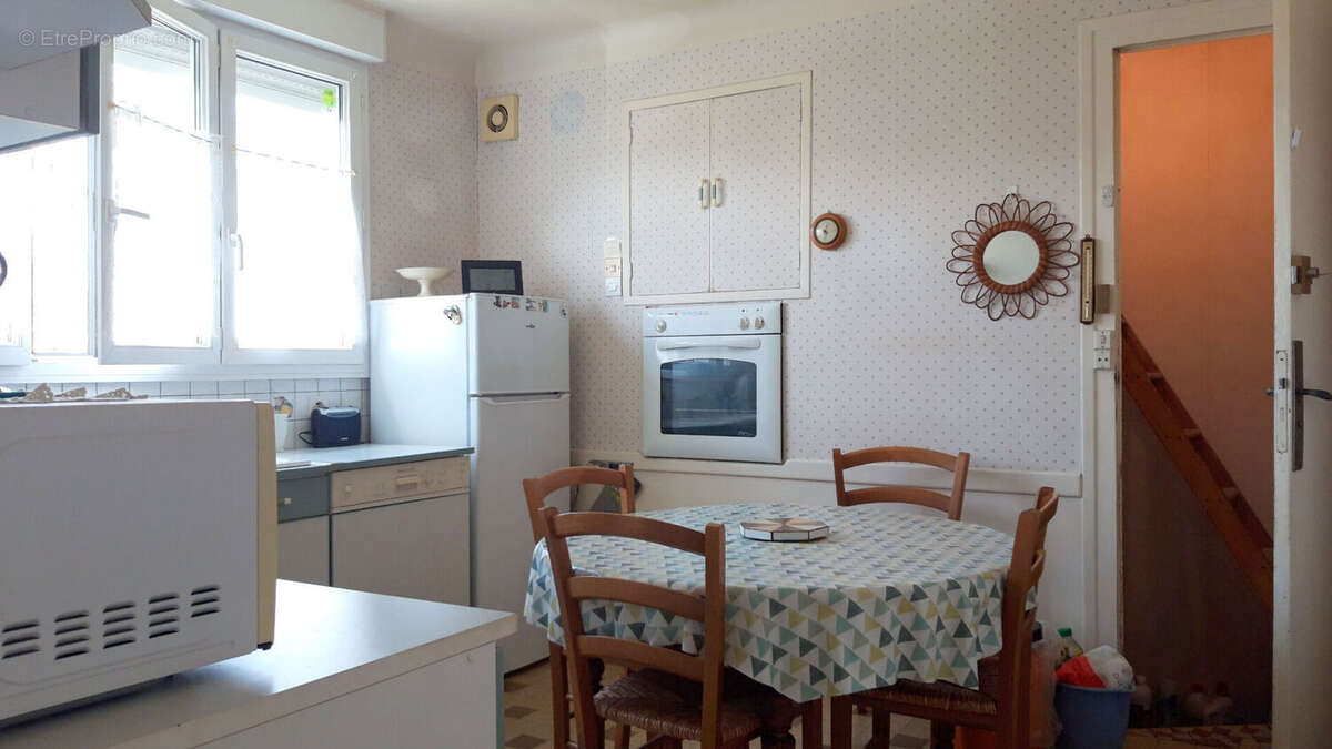 Maison à THURE