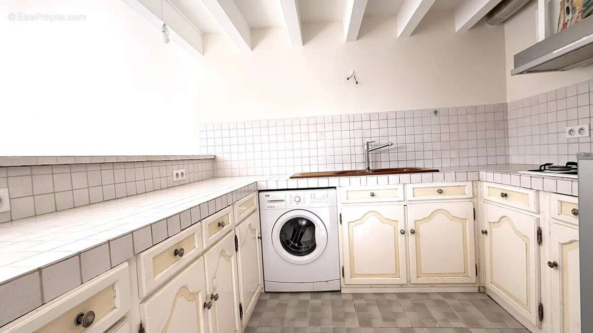 Maison à LE MESNIL-SAINT-DENIS