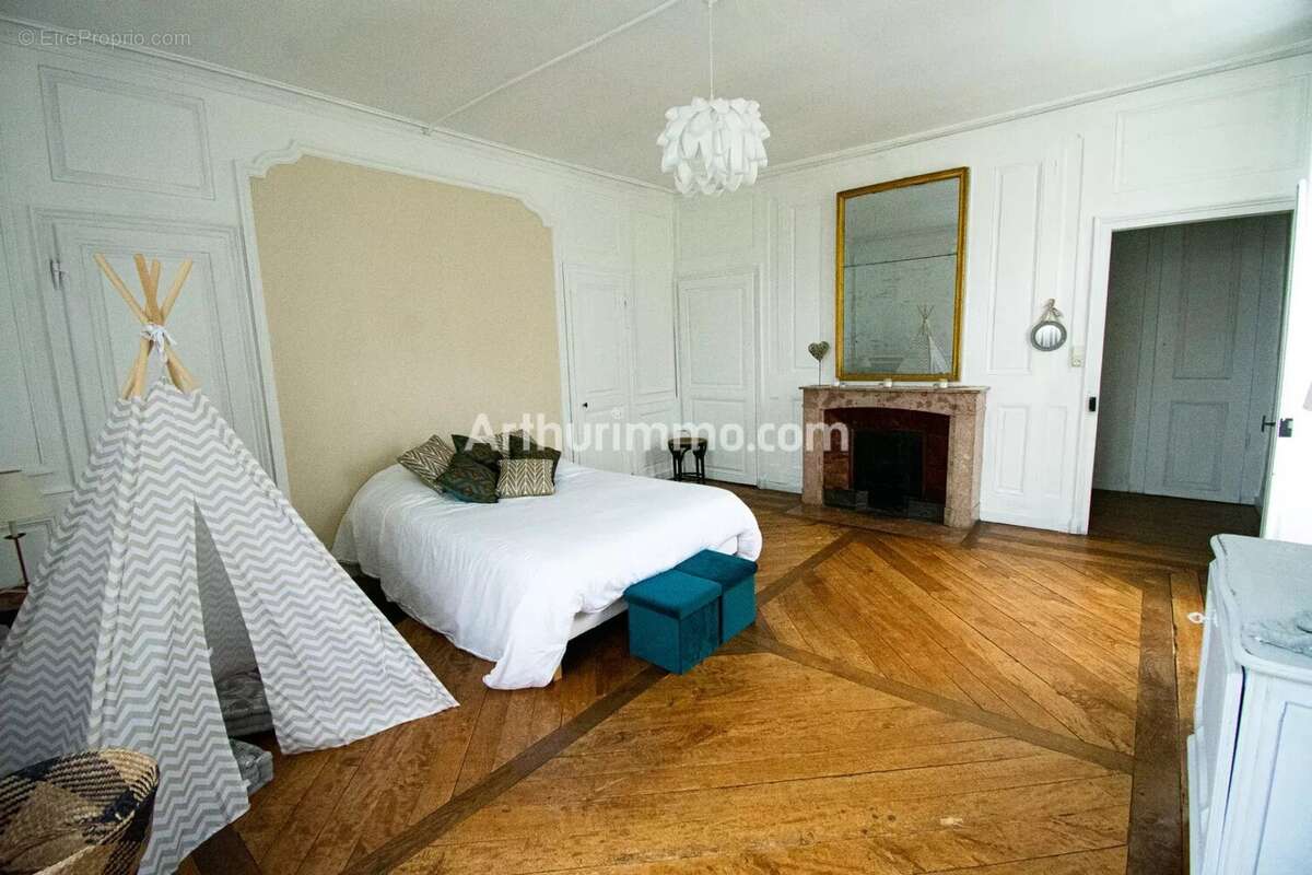 Maison à ARC-ET-SENANS