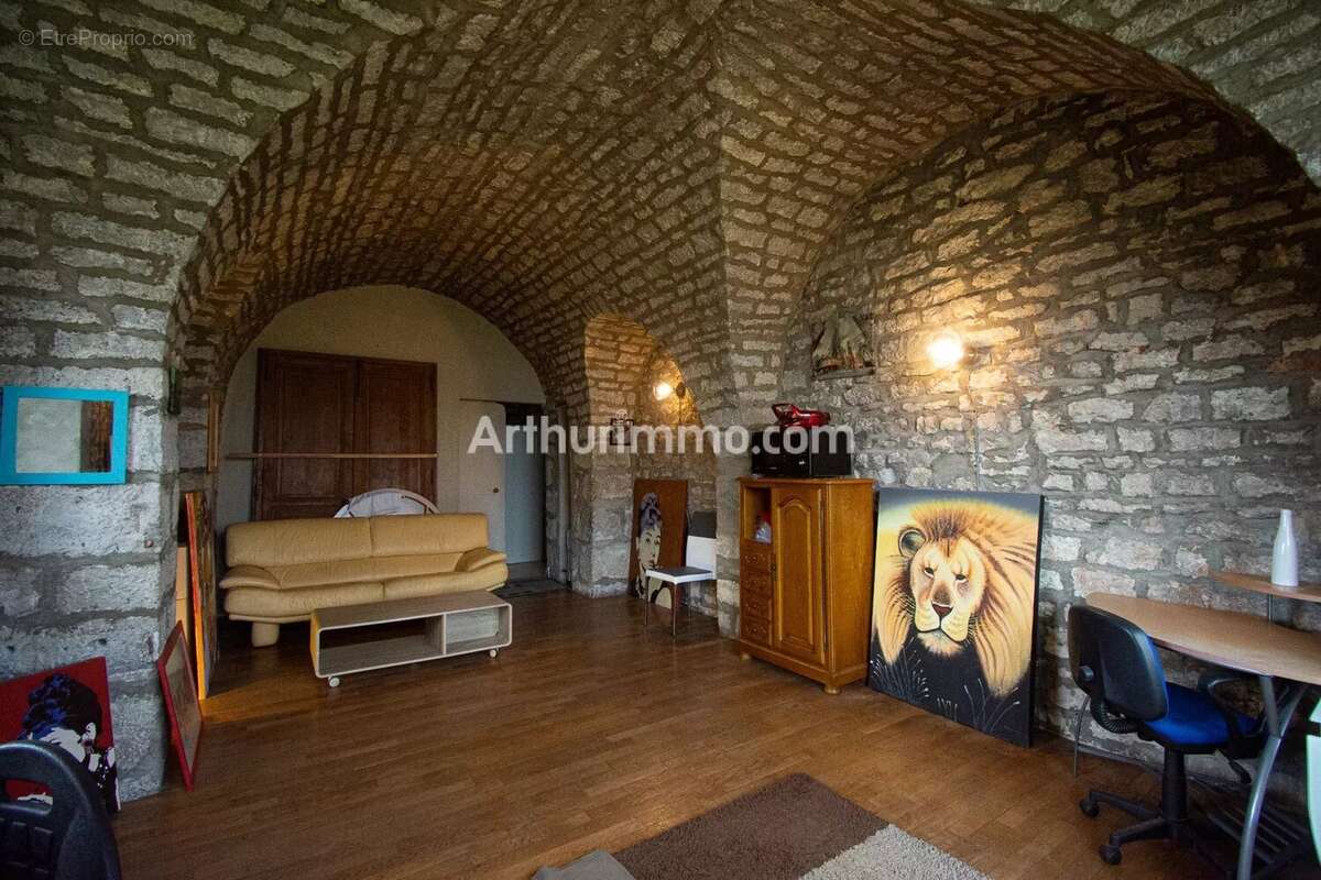 Maison à ARC-ET-SENANS