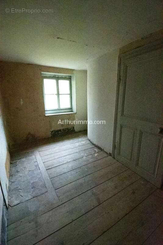 Maison à ARC-ET-SENANS