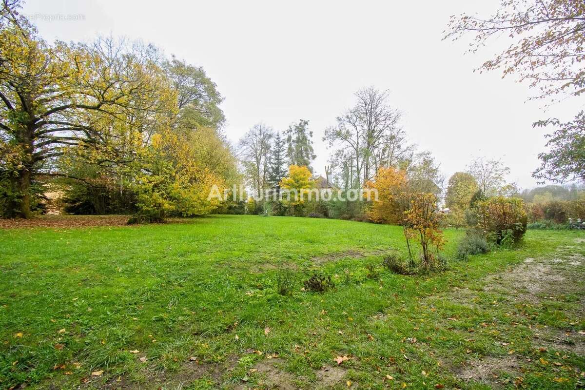 Maison à ARC-ET-SENANS