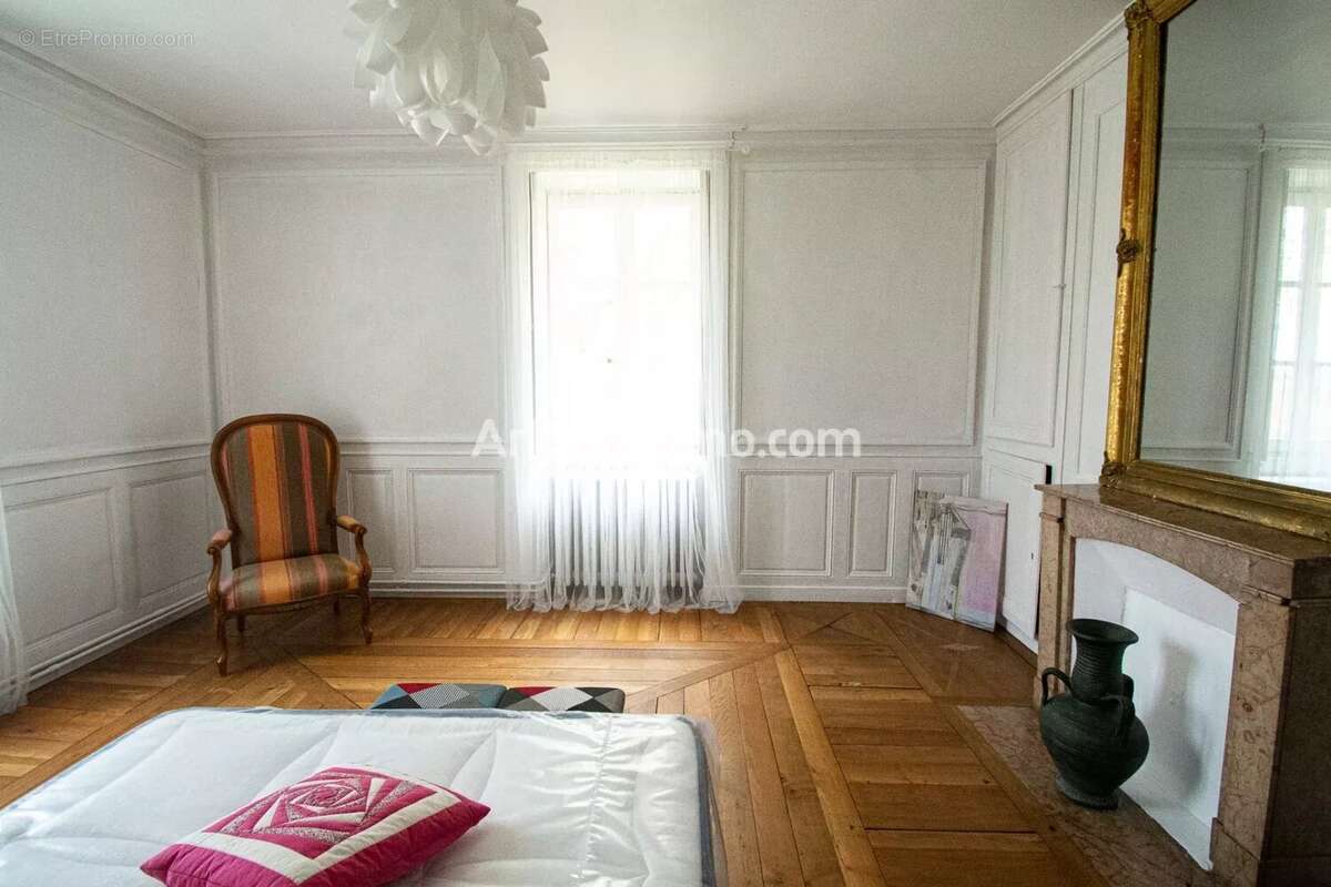 Maison à ARC-ET-SENANS