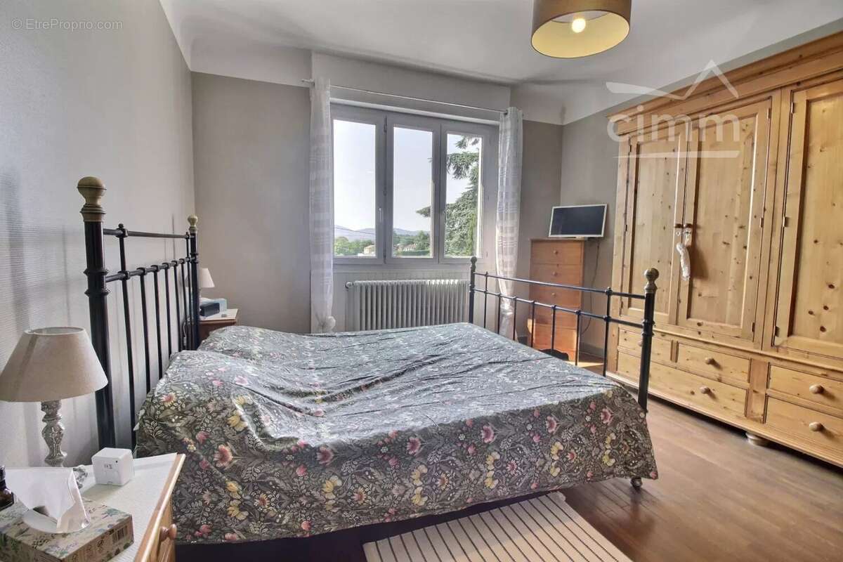 Maison à LE PEAGE-DE-ROUSSILLON