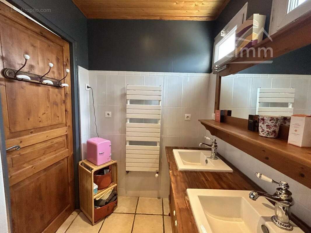 Maison à LE PEAGE-DE-ROUSSILLON