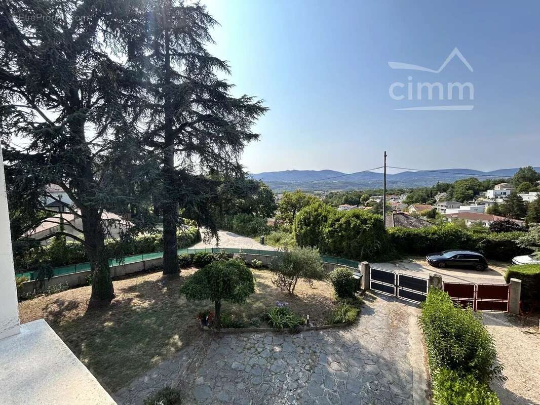 Maison à LE PEAGE-DE-ROUSSILLON