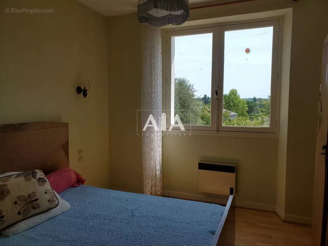 Maison à TROIS-PALIS