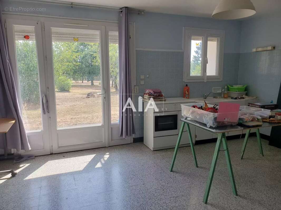 Maison à TROIS-PALIS