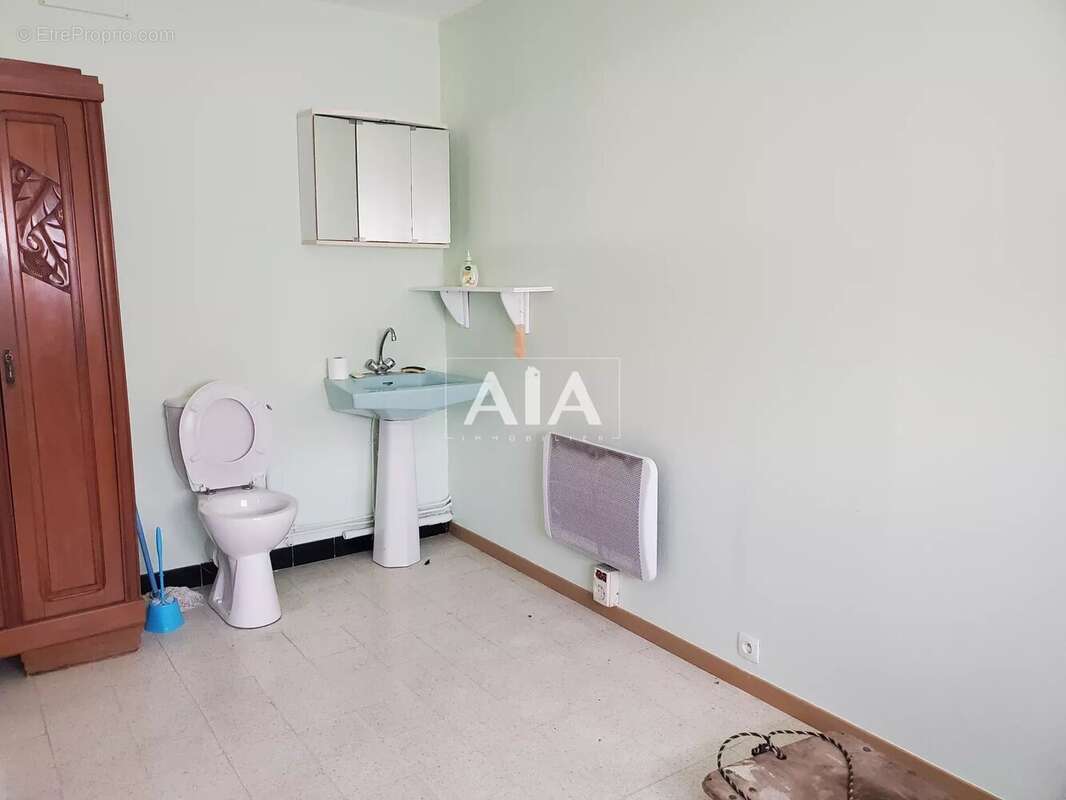 Maison à TROIS-PALIS