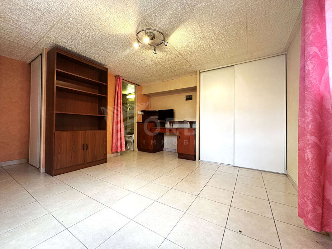 Maison à SAINT-JULIEN-DU-SAULT