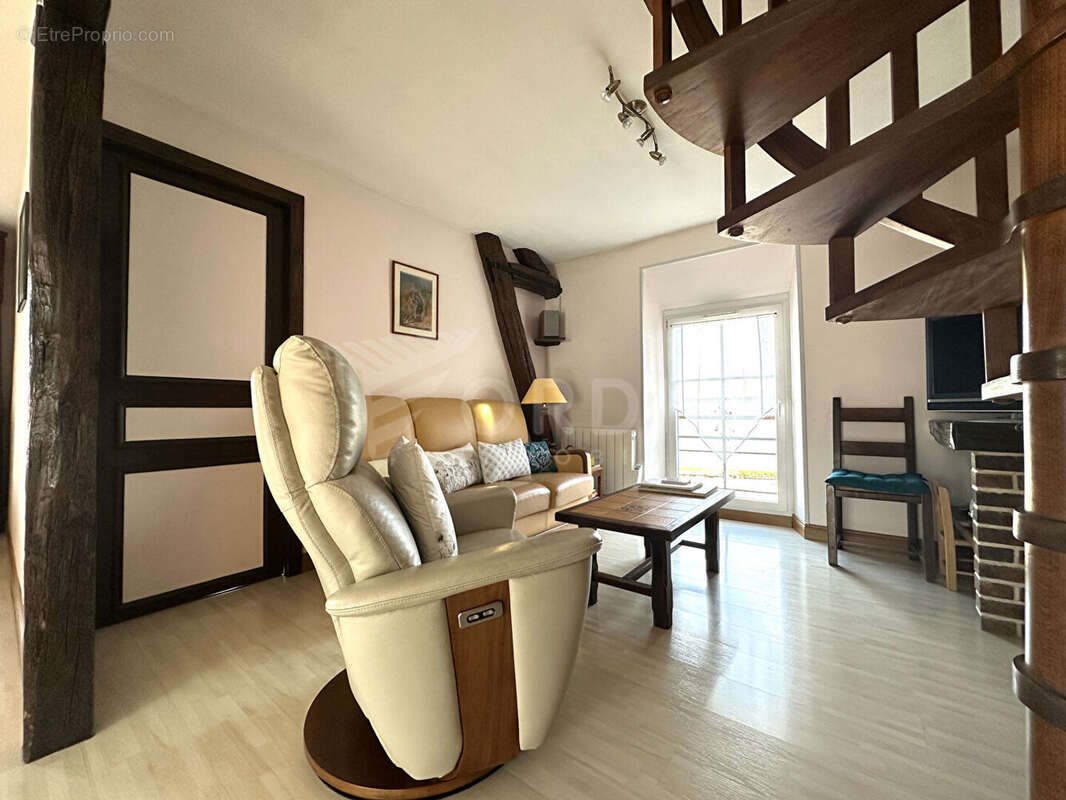 Appartement à JOIGNY