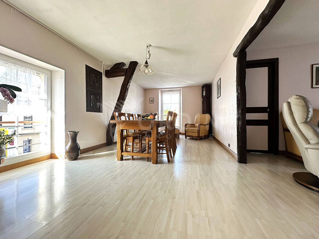 Appartement à JOIGNY