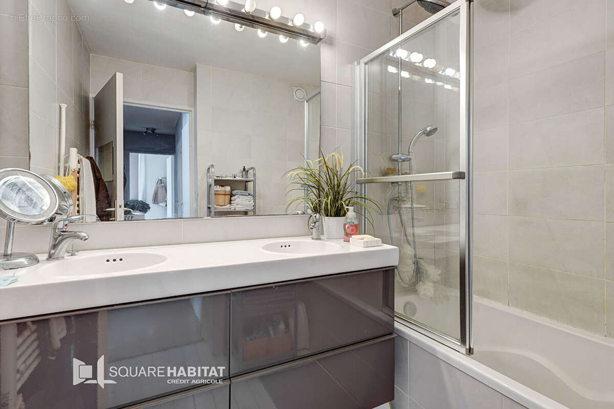 Appartement à MARSEILLE-9E