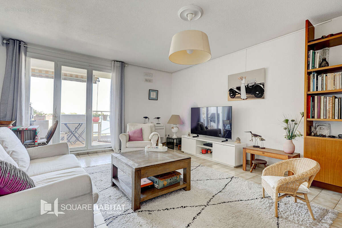 Appartement à MARSEILLE-9E