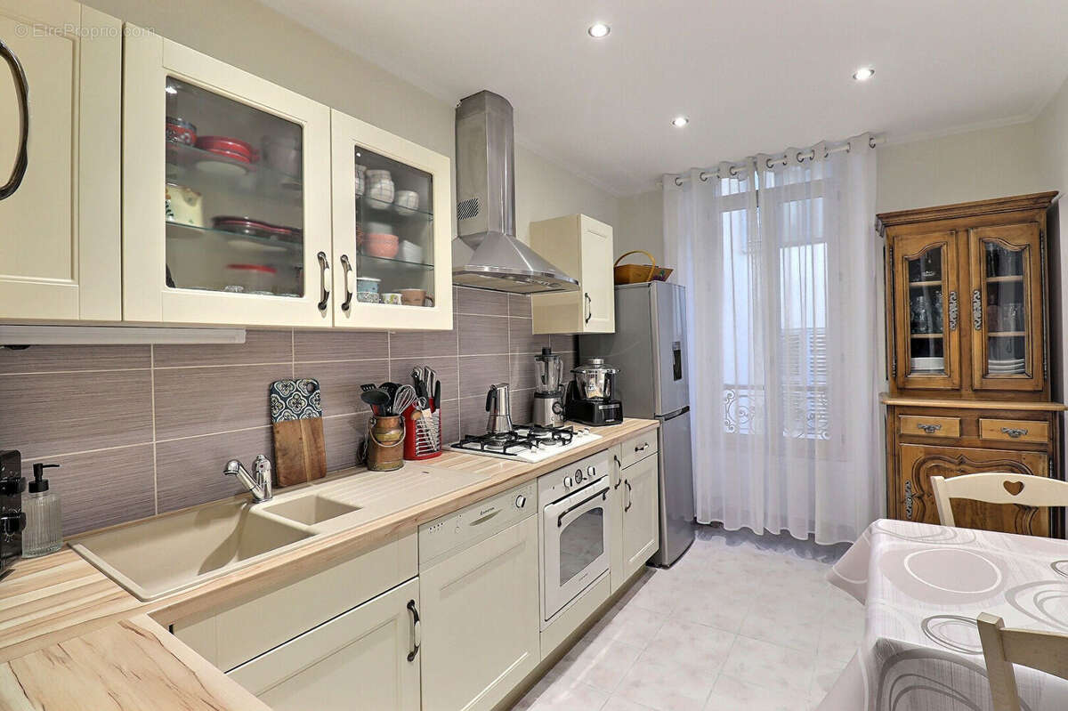 Appartement à AIX-LES-BAINS