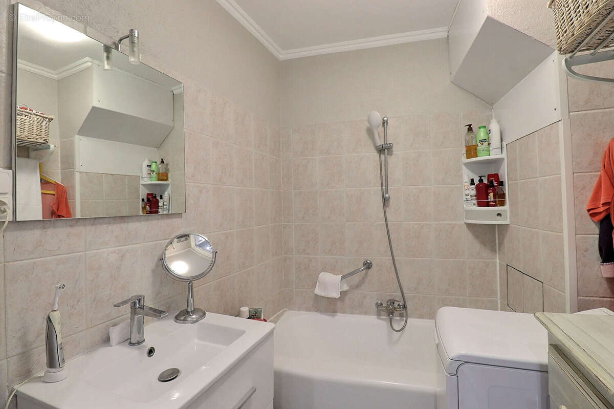 Appartement à AIX-LES-BAINS