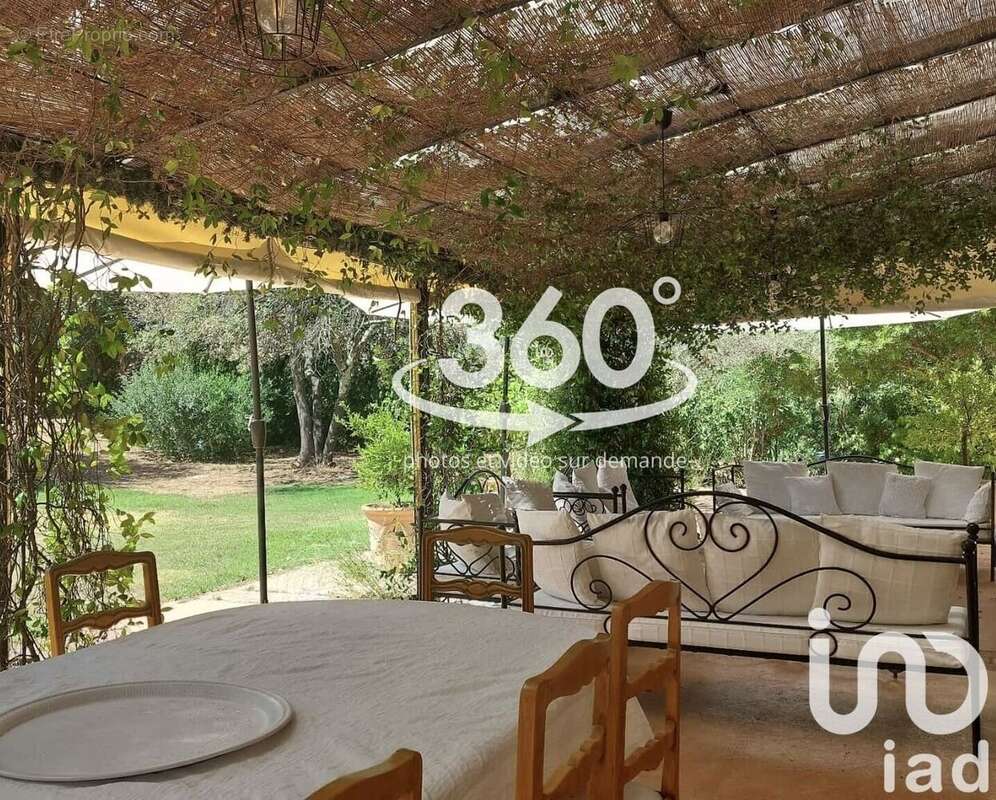 Photo 6 - Maison à CUERS