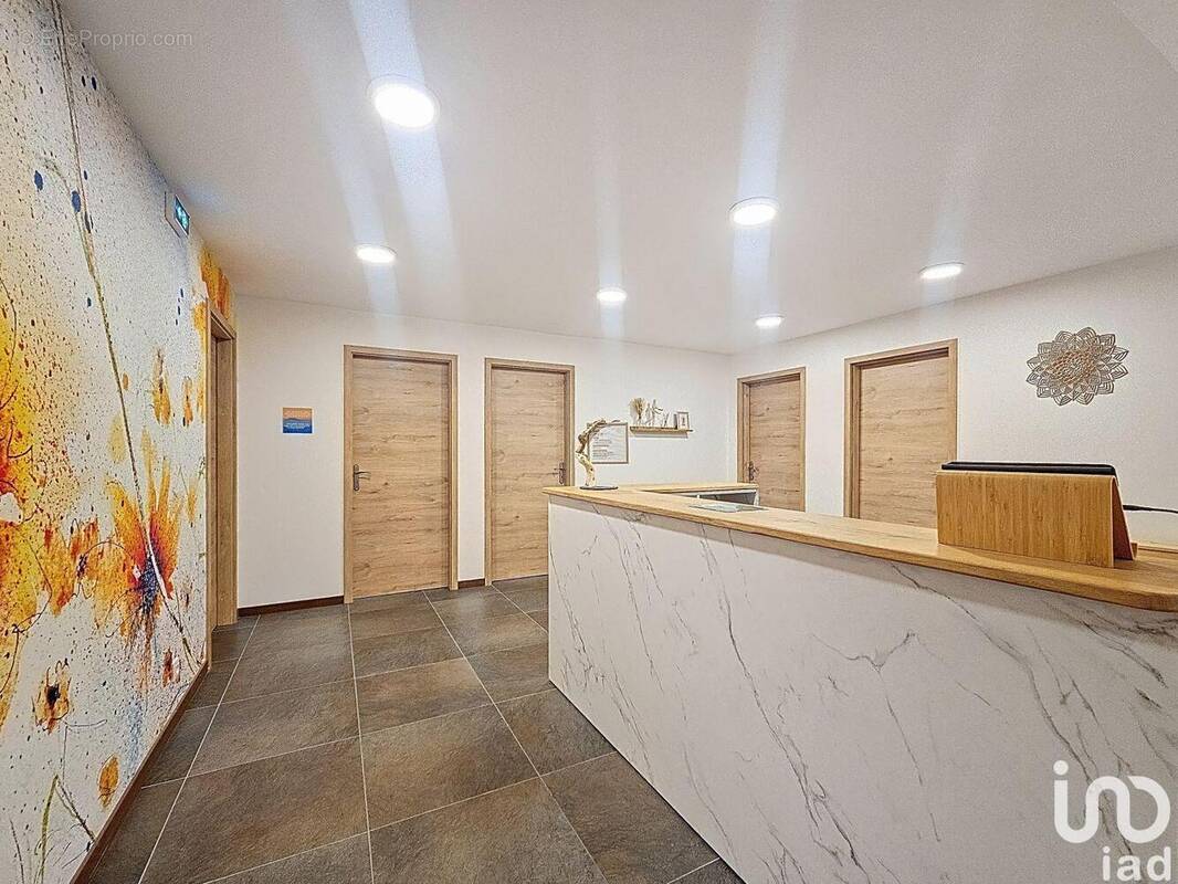 Photo 1 - Commerce à AMANCY