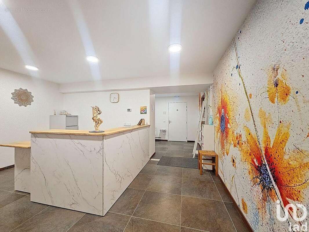 Photo 2 - Commerce à AMANCY